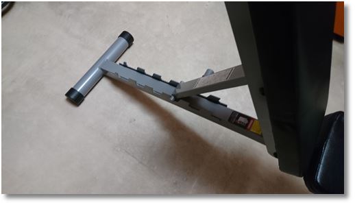 �`���[�u�ƃx���`