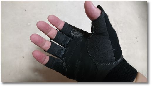 21������̃O���[�u