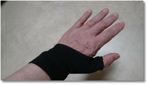手首サポーター